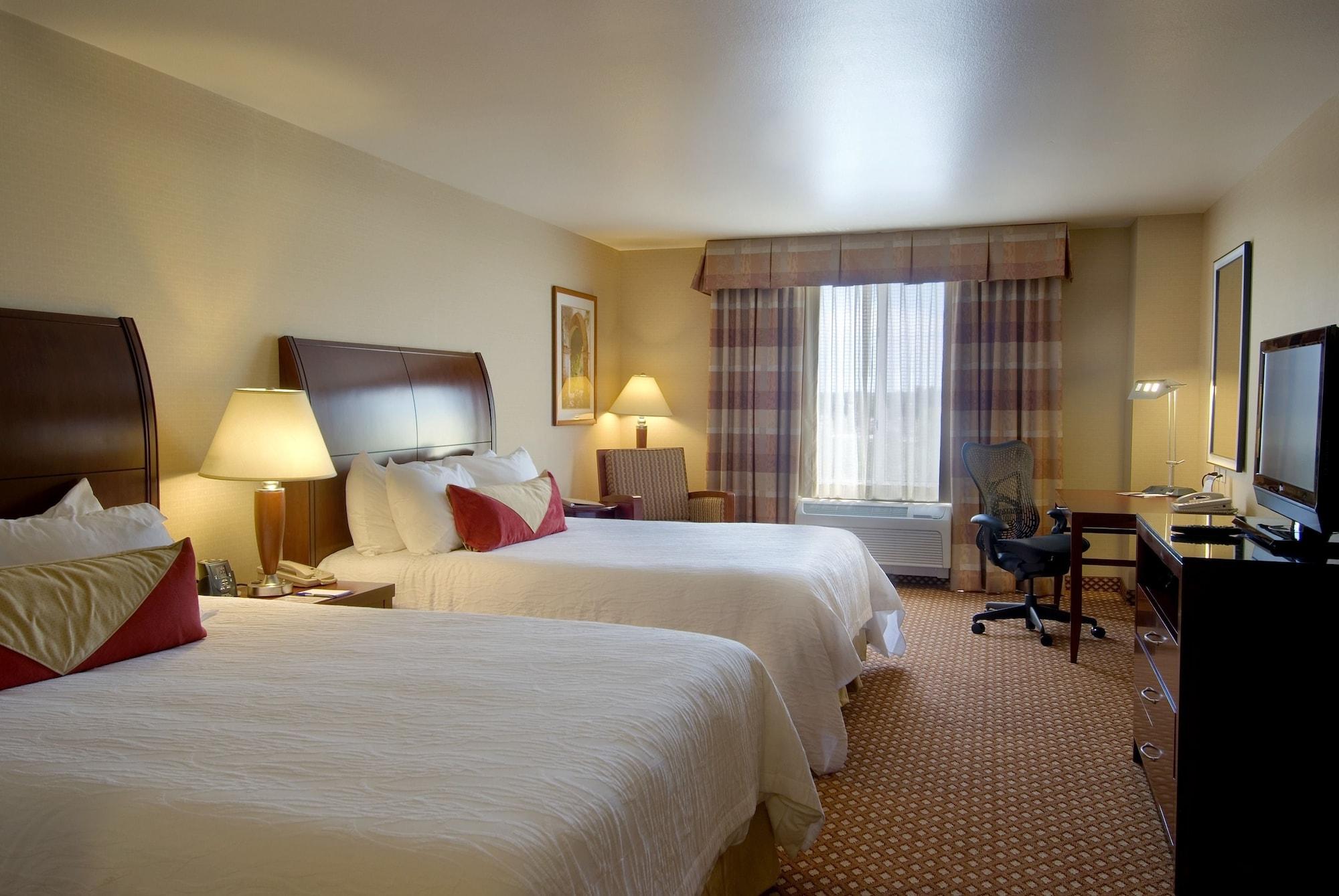 Hilton Garden Inn Albuquerque Uptown Стая снимка