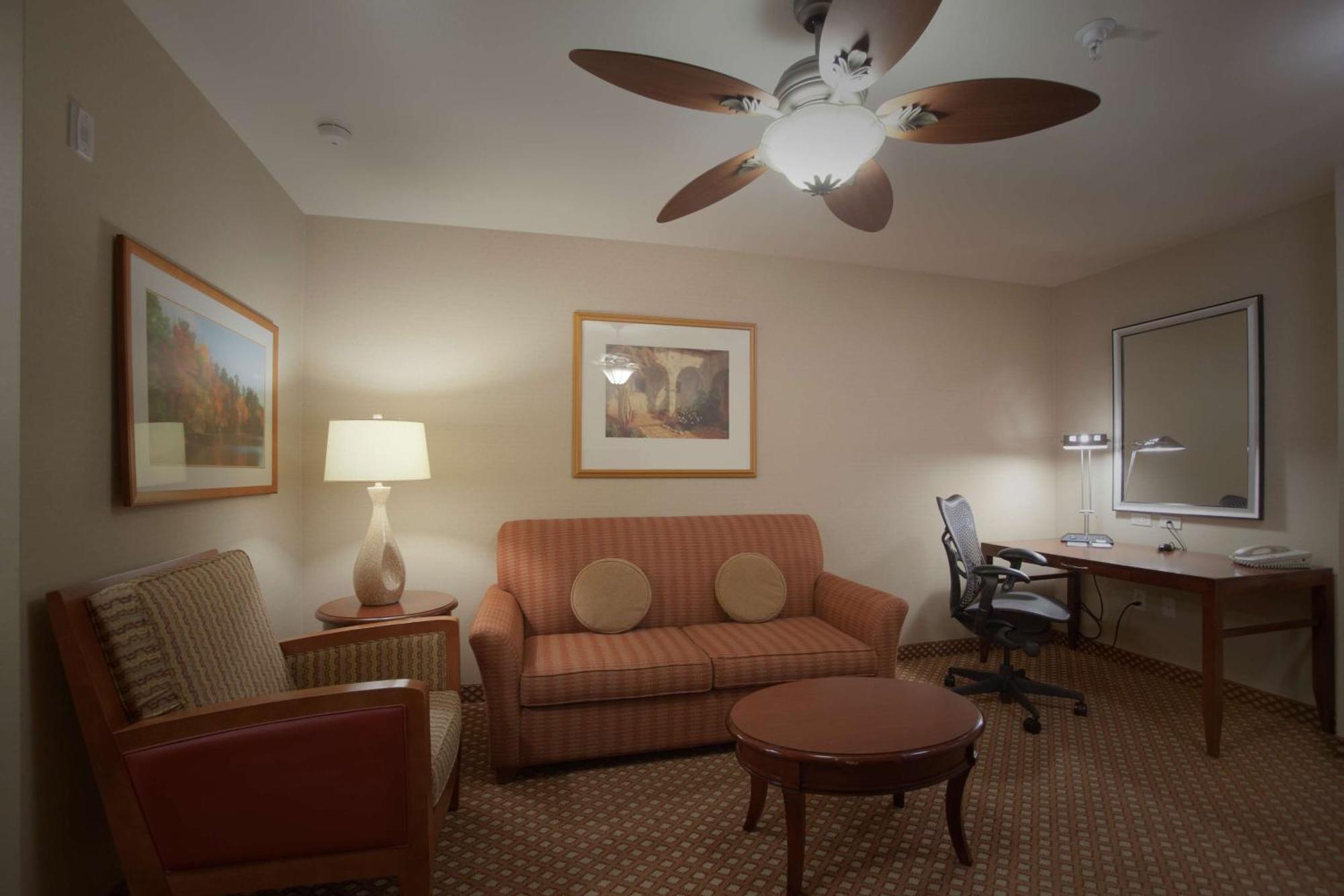 Hilton Garden Inn Albuquerque Uptown Екстериор снимка