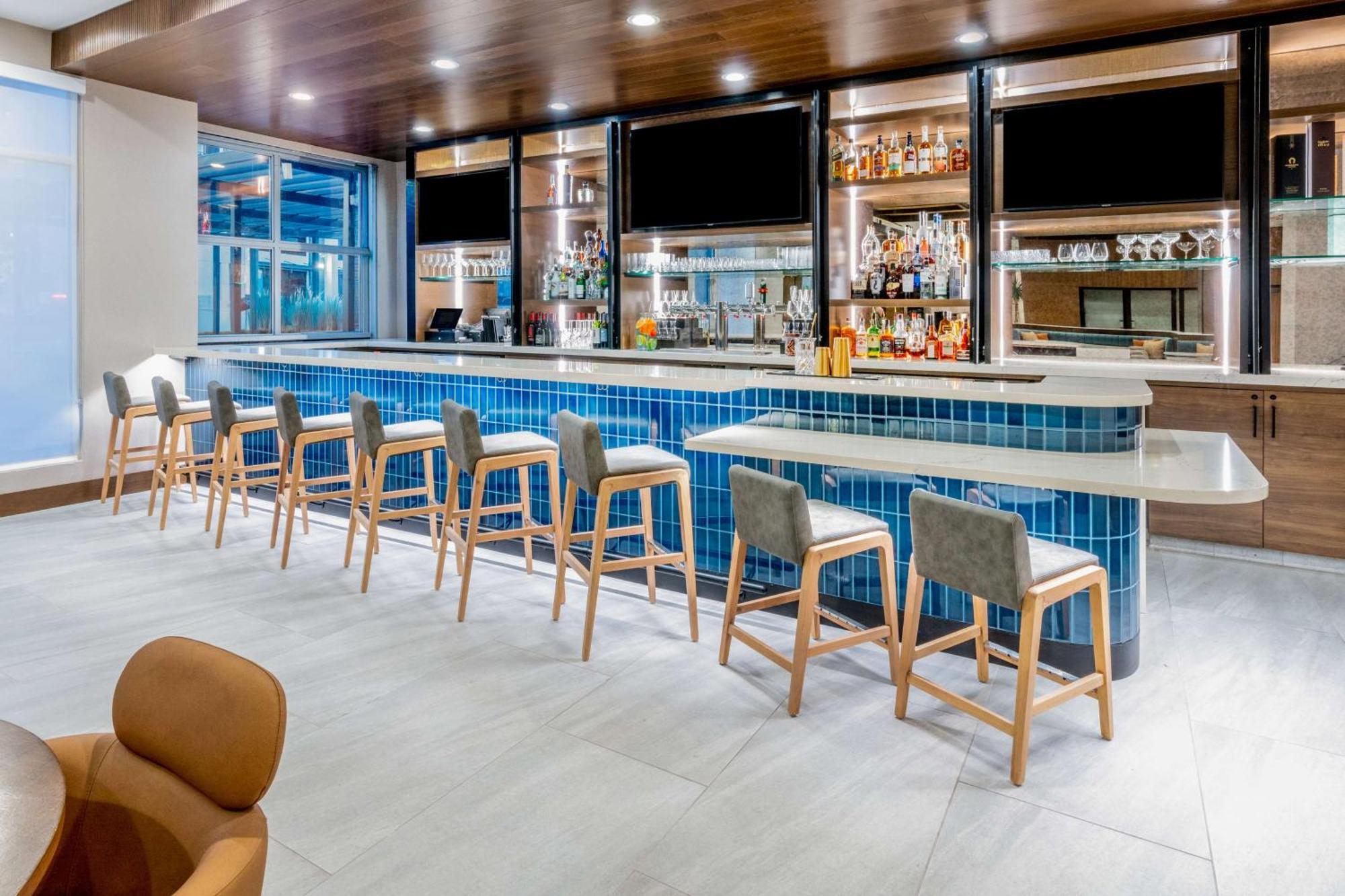 Hilton Garden Inn Albuquerque Uptown Екстериор снимка