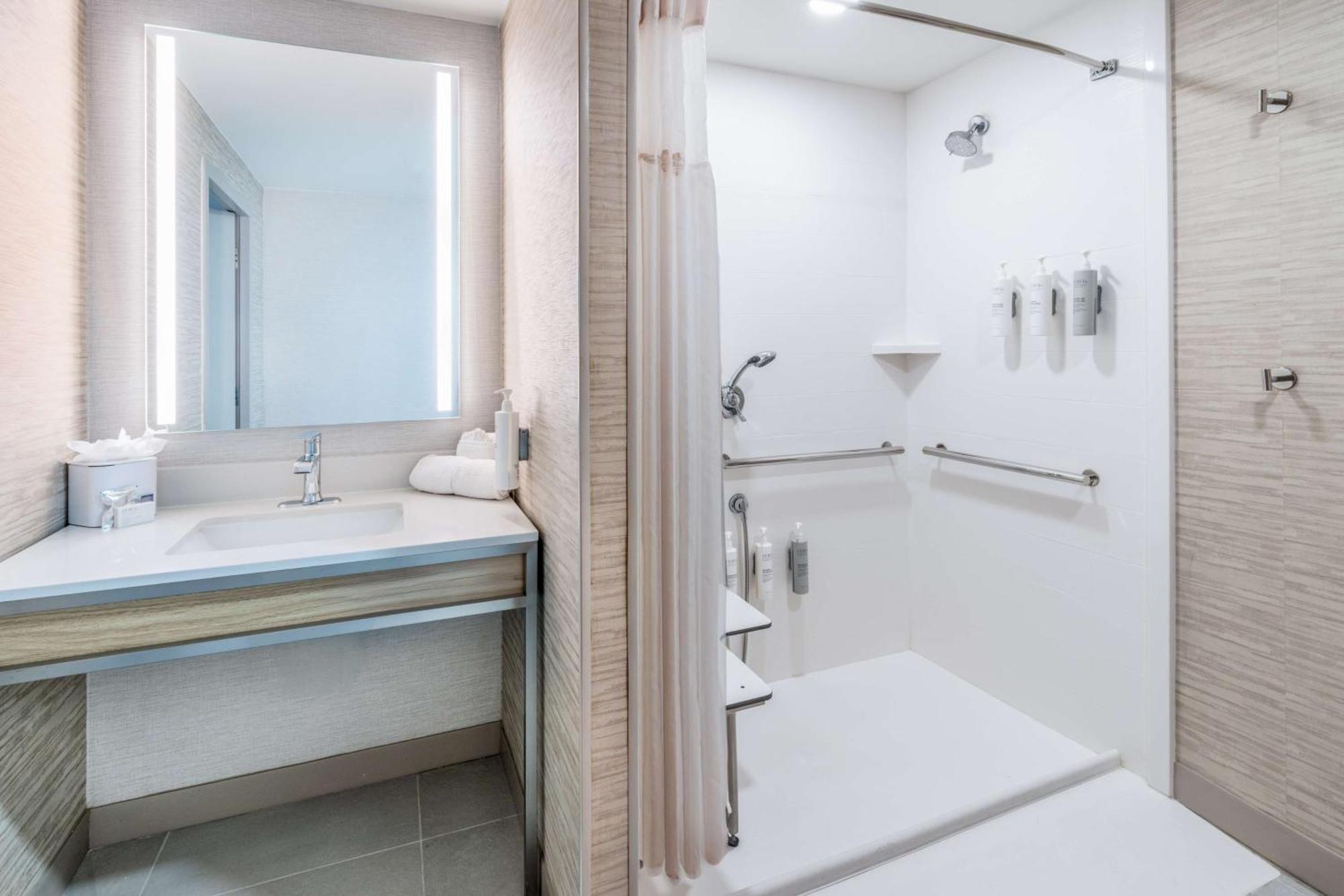 Hilton Garden Inn Albuquerque Uptown Екстериор снимка