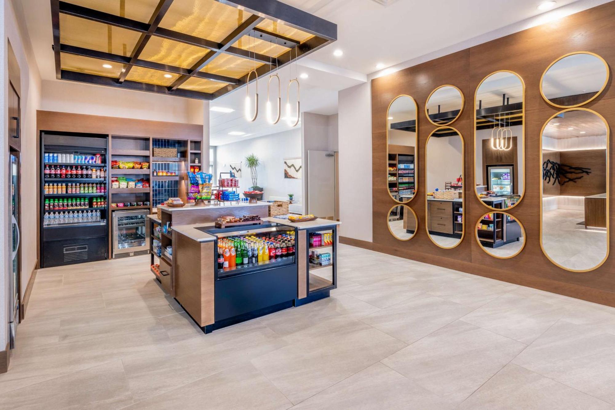 Hilton Garden Inn Albuquerque Uptown Екстериор снимка