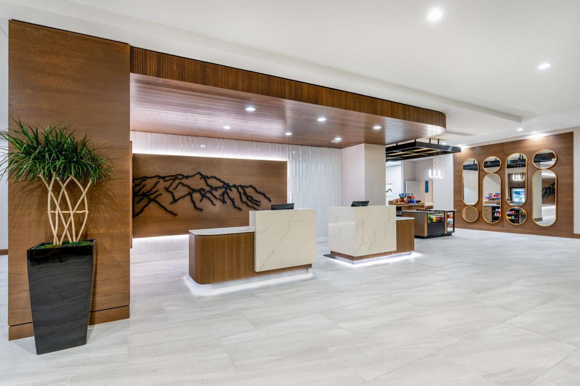 Hilton Garden Inn Albuquerque Uptown Екстериор снимка