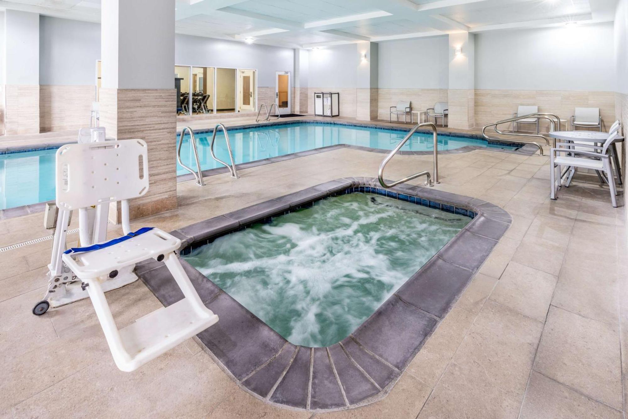 Hilton Garden Inn Albuquerque Uptown Екстериор снимка