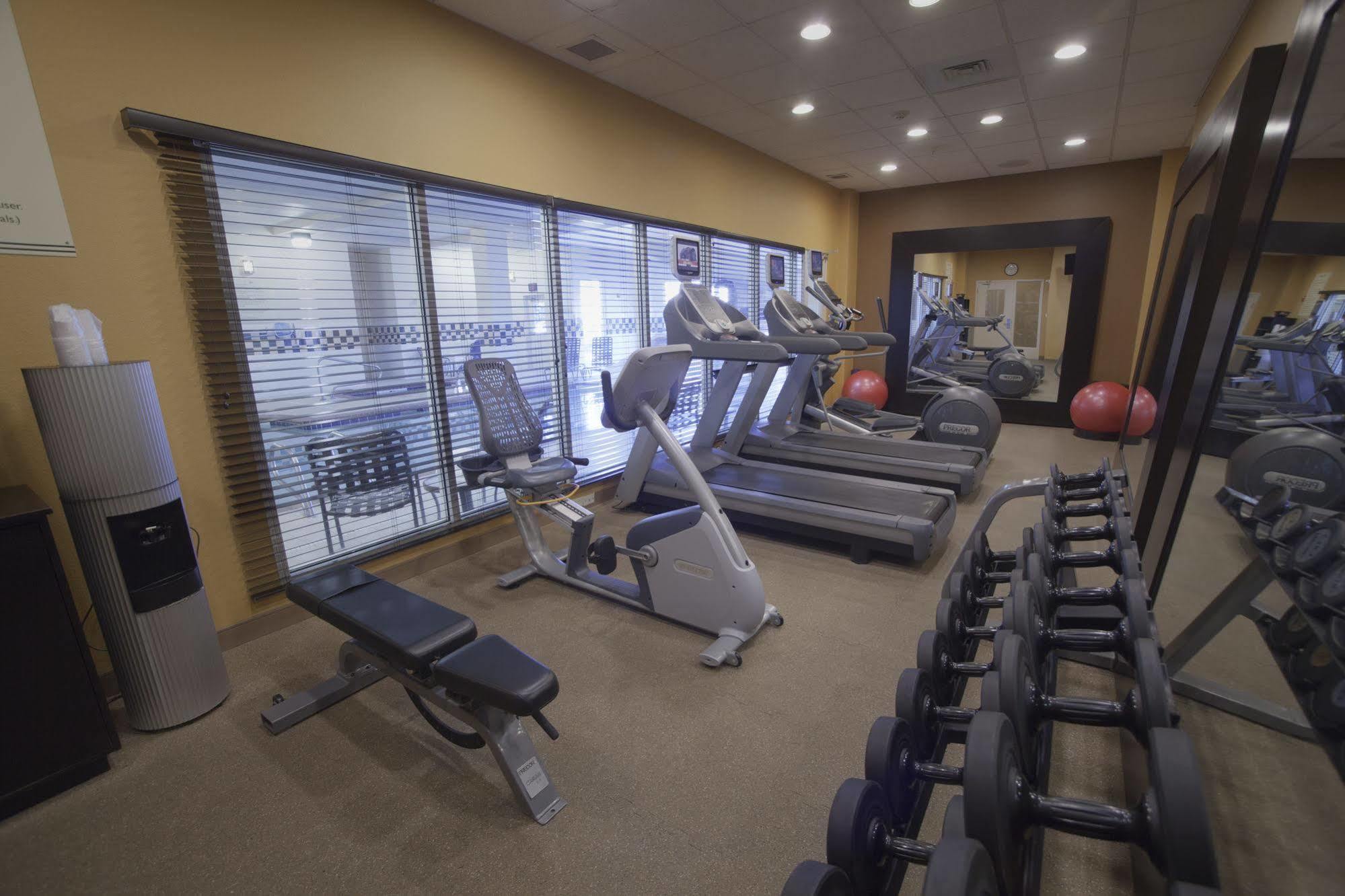 Hilton Garden Inn Albuquerque Uptown Екстериор снимка